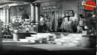 Dilip Kumar romances Noor Jehan I Jugnu 1947