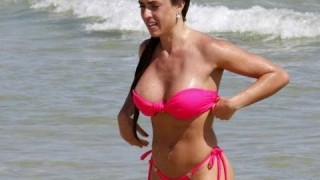 Hot Scene I Bikini clad Russian bath scene I Shikari: The Hunter