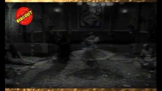 Lagi Tumse Nazariya Lagi I Asha Bhosle I Duniya Jhukti Hai 1960