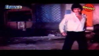 Mithun saves Yogeeta Bali in Unees Bees