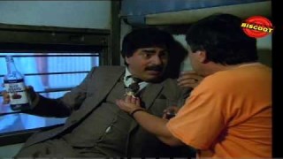 Naseeruddin Shah as Coolie I Shikari – the Hunter I Movie Scene