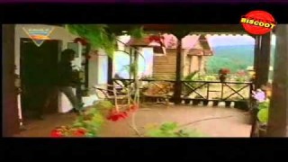 Rajnikant as Amitabh Bachchan’s younger brother I Hum – Movie Scene