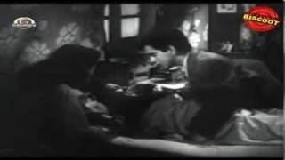 Tragedy King Dilip Kumar in Climax Scene of Jugnu 1947